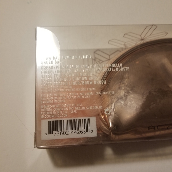 Last One!! MAC Snow Ball Mini Brush Kit - Picture 4 of 6